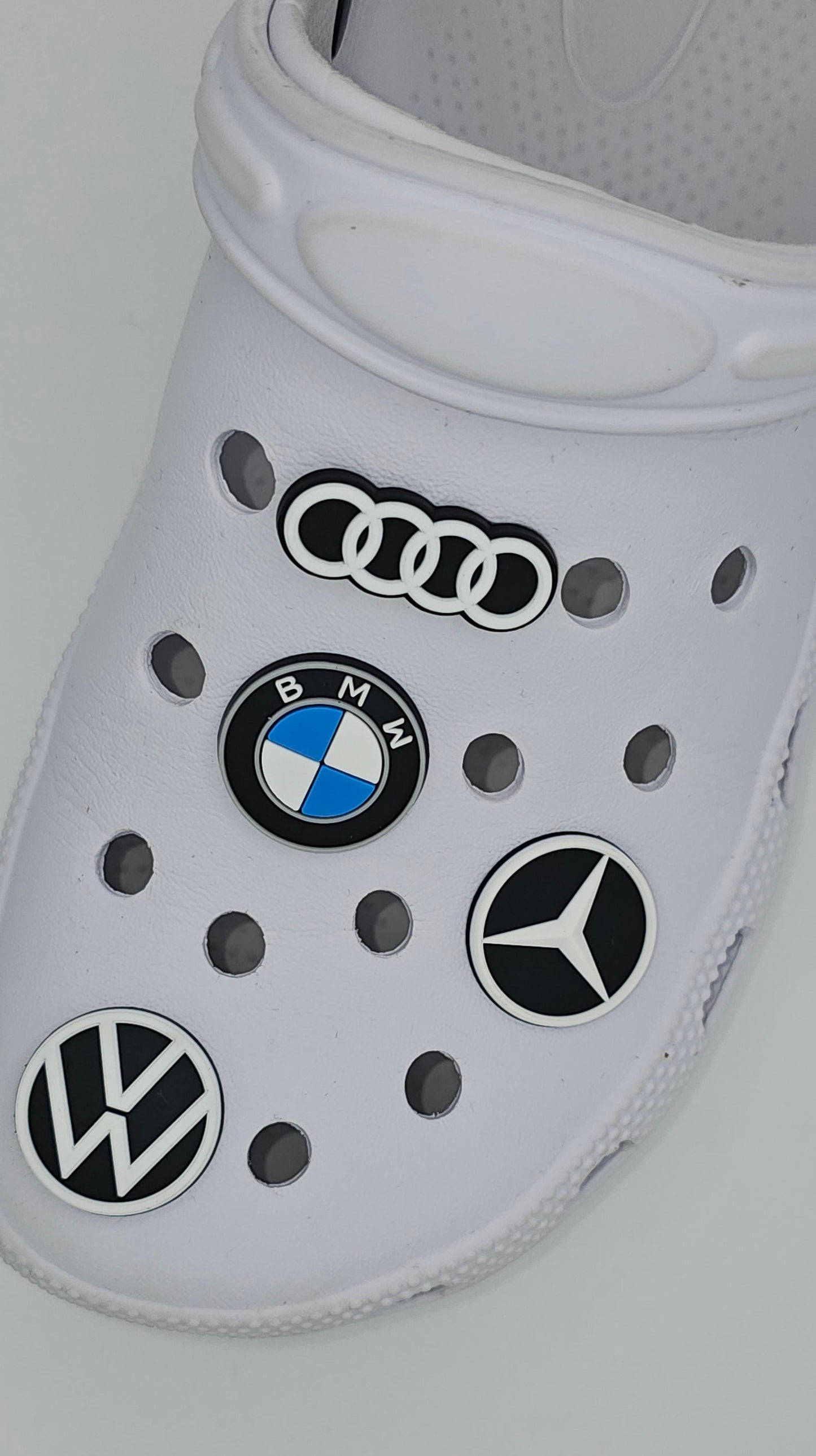 Pack complet 4 pins Bolide Allemand pour Crocs
