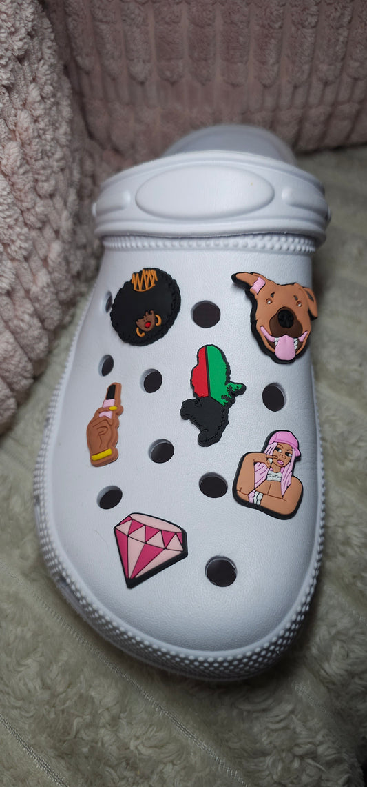 Charm Crocs Afro Queen 👑 | Accessoire Stylé pour Sabots & Chaussures